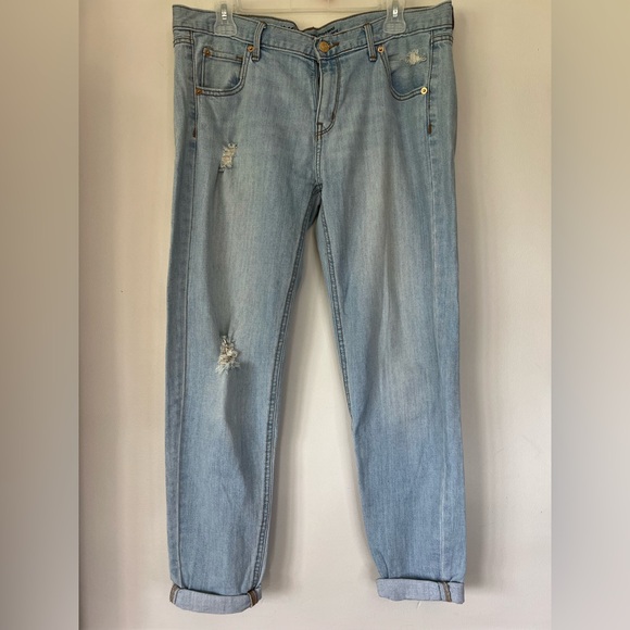 Mossimo Denim Skinny Boyfriend Jeans Light Wash Distressed Women’s Size 6 - Picture 1 of 13